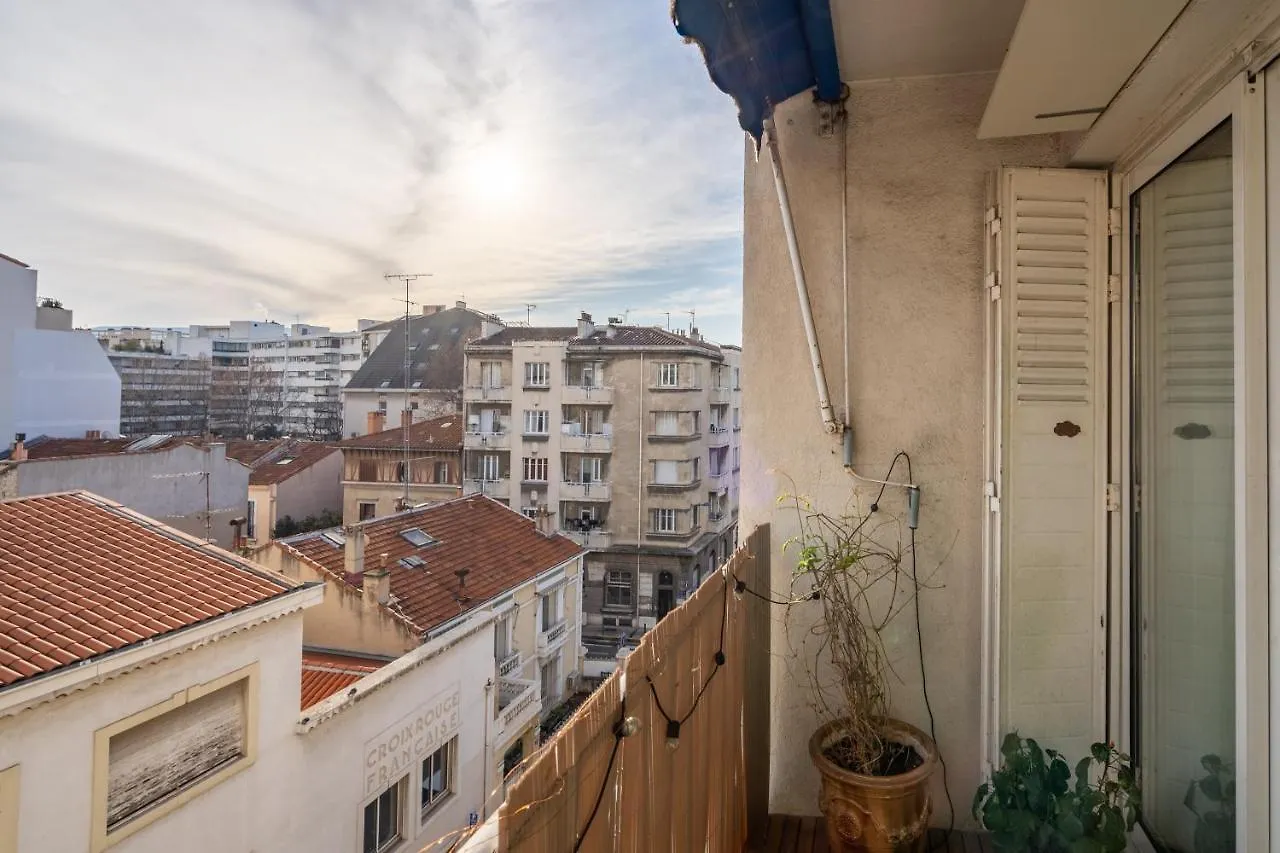 Apartment Apt Lumineux Et Tres Cosy Avec Balcon By Weekome Marseille
